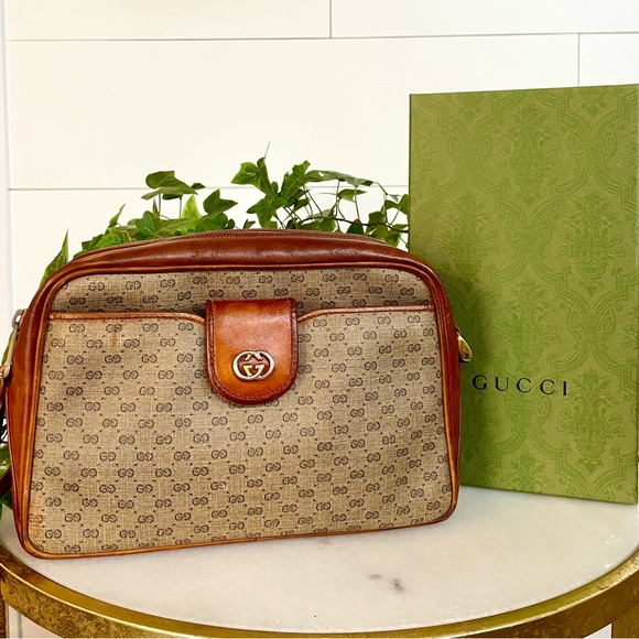 Gucci Handbags - Gucci Monogram Crossbody Bag with Wallet | Vintage Authentic Gucci Crossbody Bag